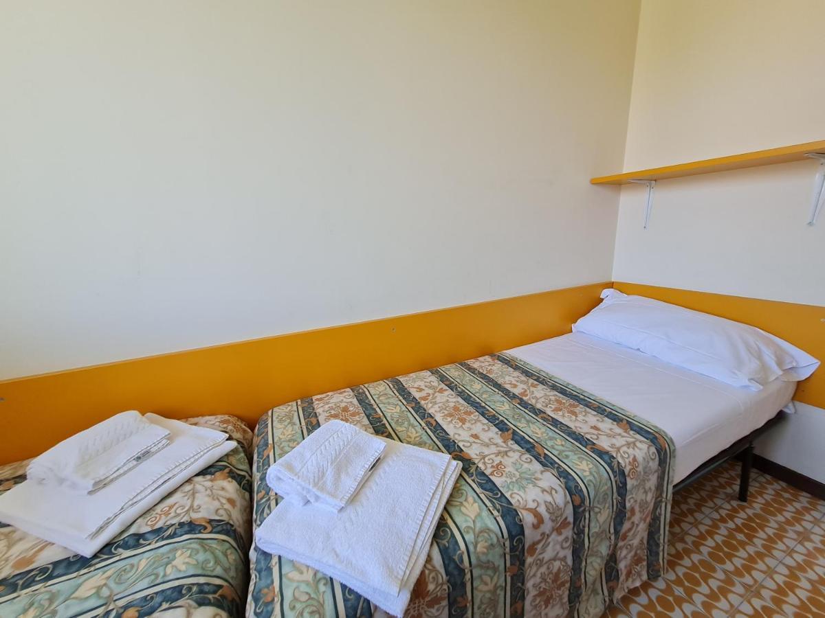 Easy Apartments Peschiera Peschiera del Garda Zewnętrze zdjęcie