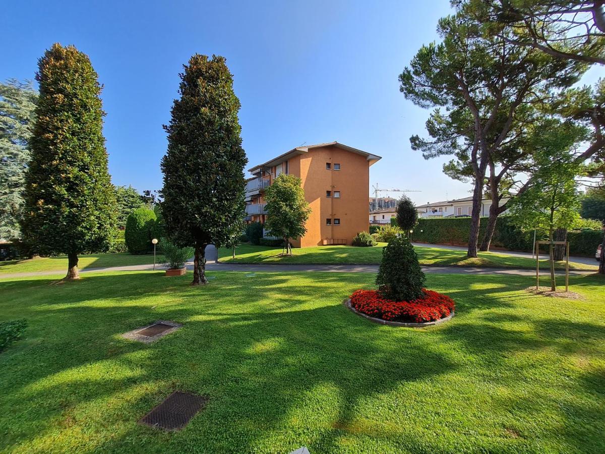 Easy Apartments Peschiera Peschiera del Garda Zewnętrze zdjęcie