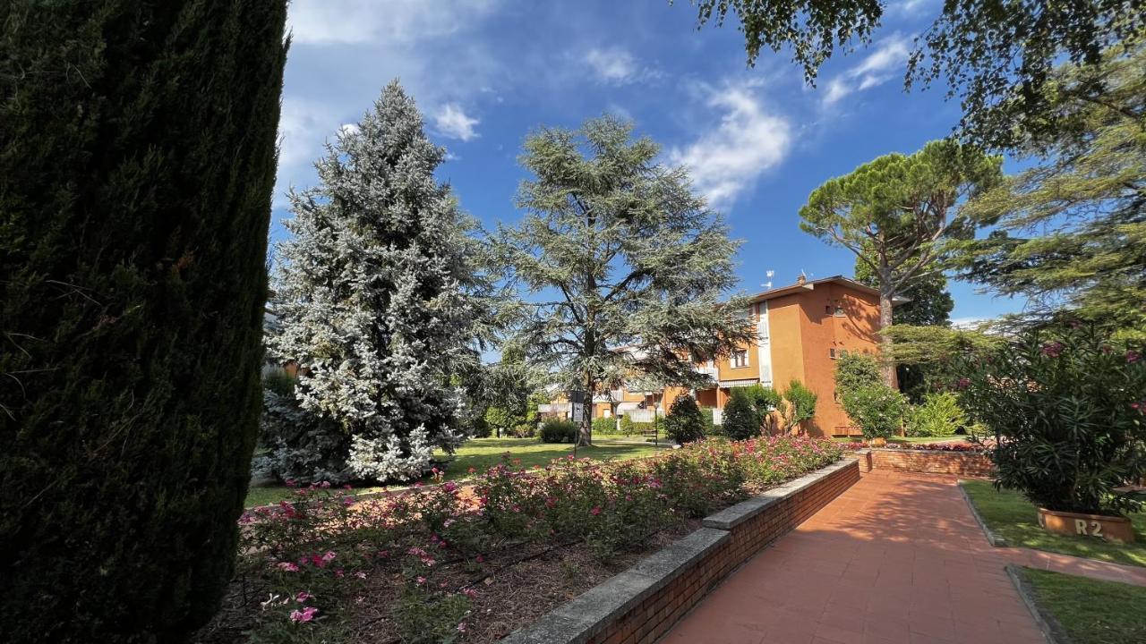 Easy Apartments Peschiera Peschiera del Garda Zewnętrze zdjęcie