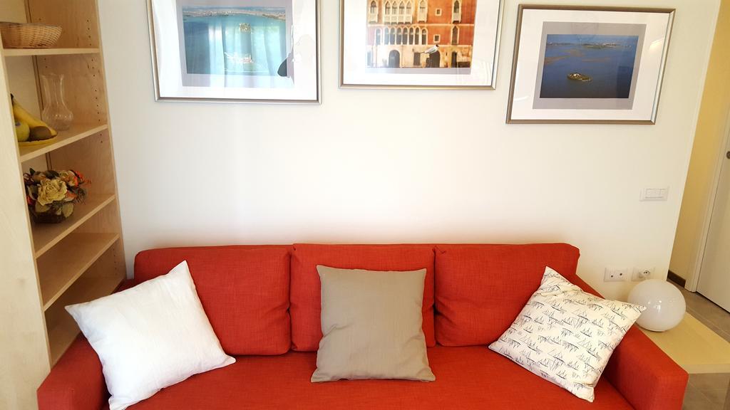 Easy Apartments Peschiera Peschiera del Garda Zewnętrze zdjęcie